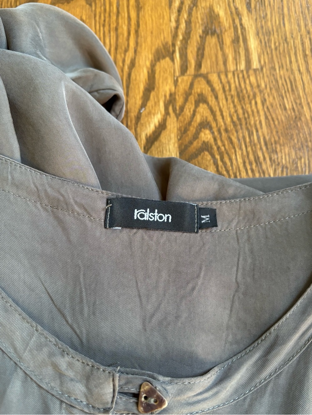 Ralston solid button front tunic top - Picture 4 of 6